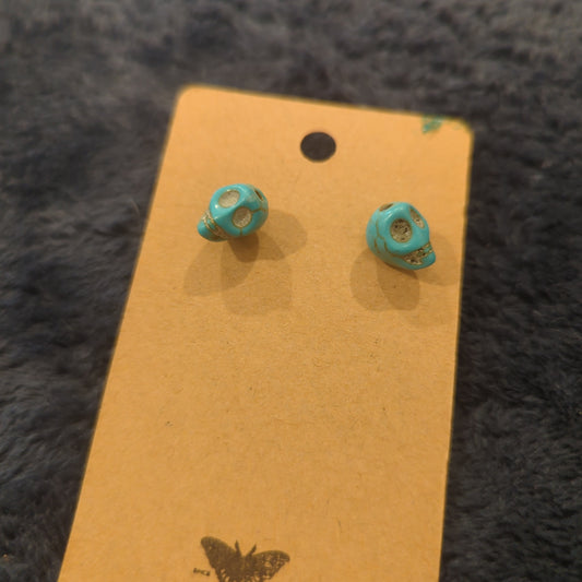 Dyed Howlite Synthetic Turquoise Earrings on 925 Silver Posts