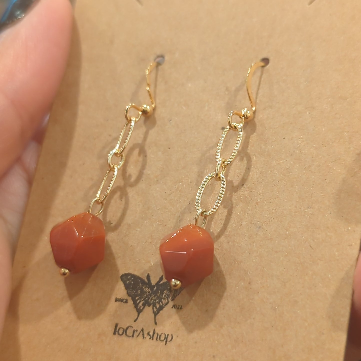 Nanhong Agate Earrings on Golden Color Hooks