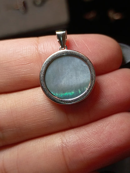 Mother of Pearl Silver Small Moon - Cameo Silver Pendant