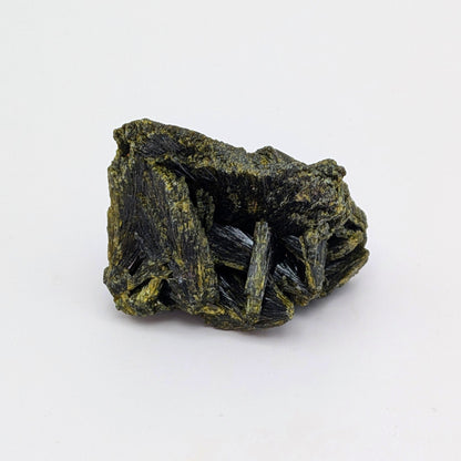 High Quality Epidote Raw Specimen