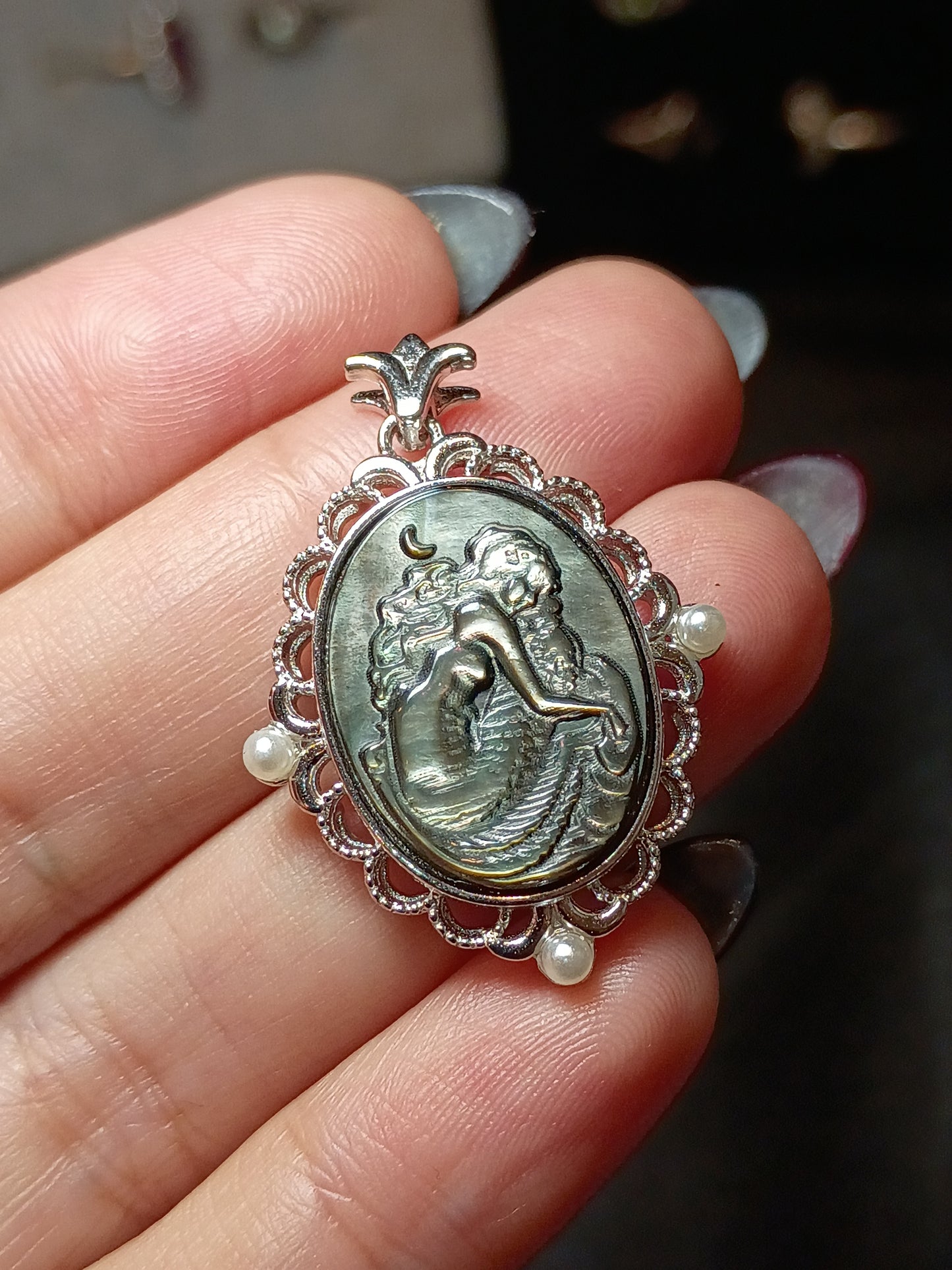 Mermaid Mother of Pearl - Cameo 925 Silver Pendant